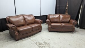 Elegant brown leather 2-seater sofa